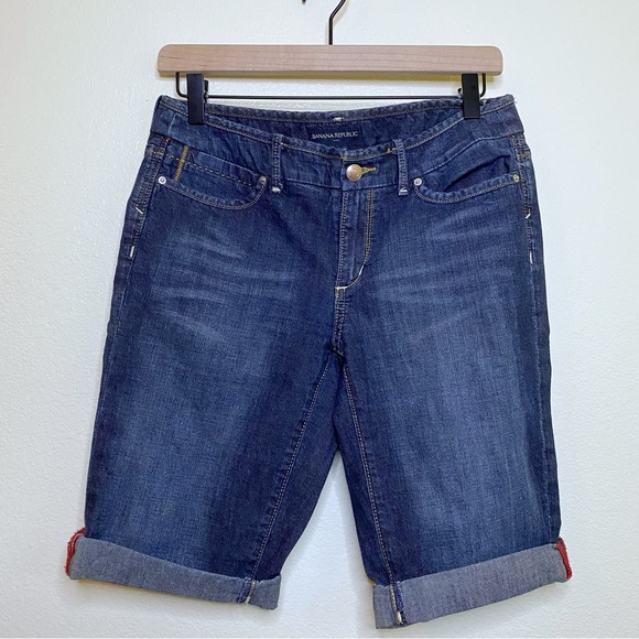 Banana Republic Cuffed Bermuda Denim Jean Shorts - Size 4 - Picture 1 of 8